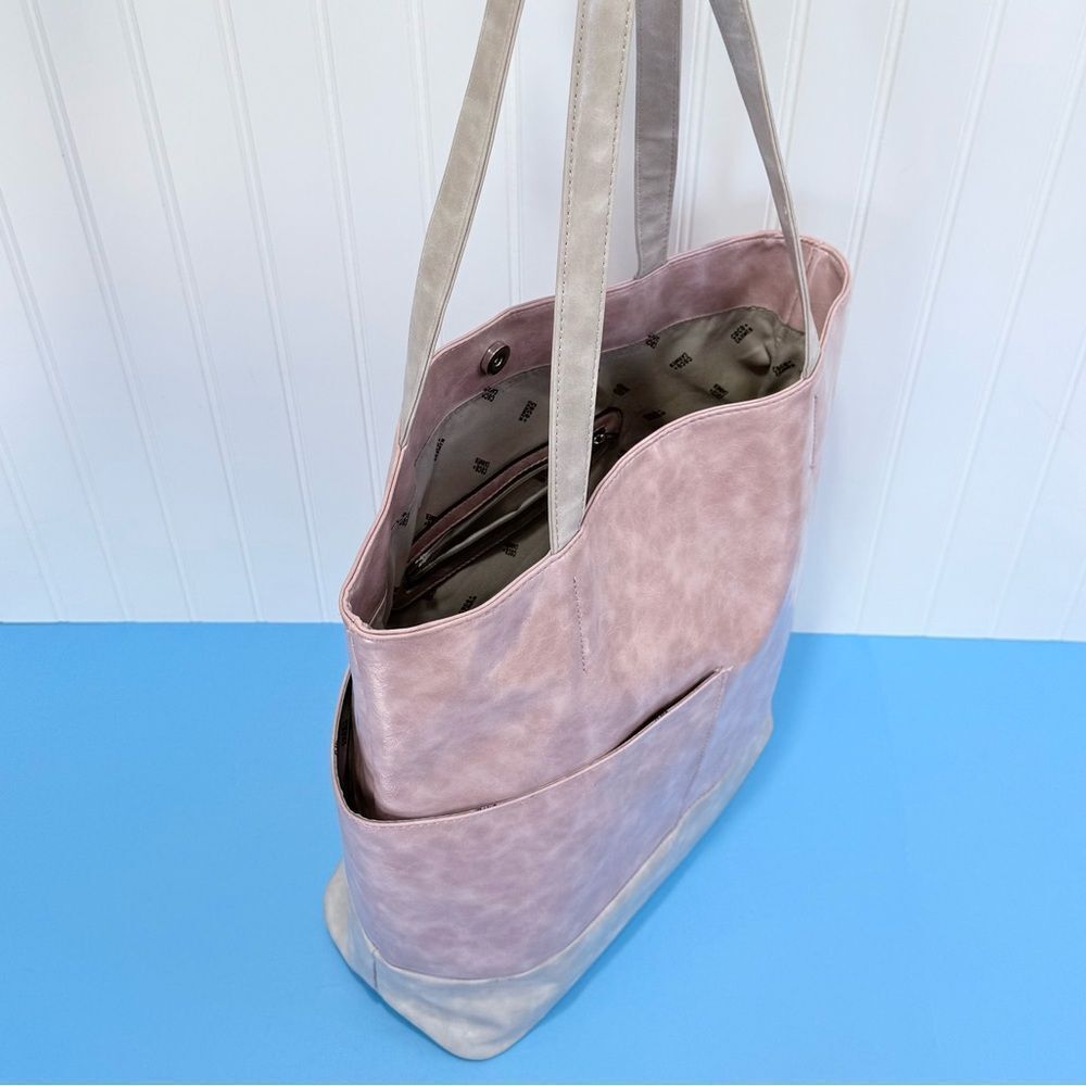 Coco+Carmen Vegan Leather Elegant Pink shoulder bag